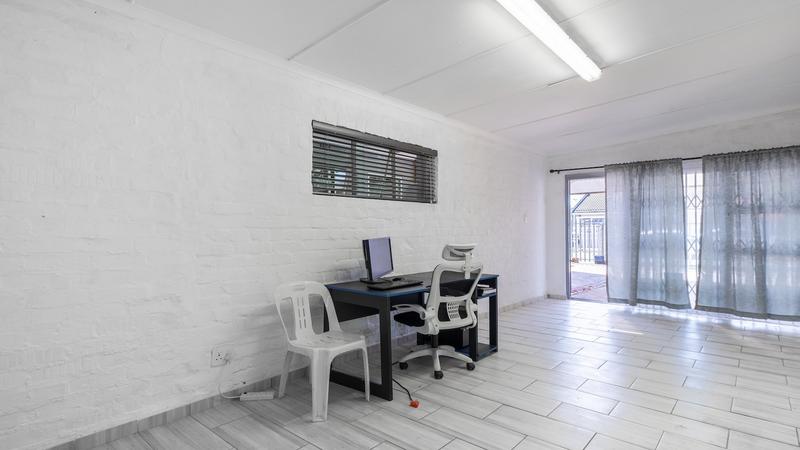 3 Bedroom Property for Sale in Churchill Estate Western Cape
